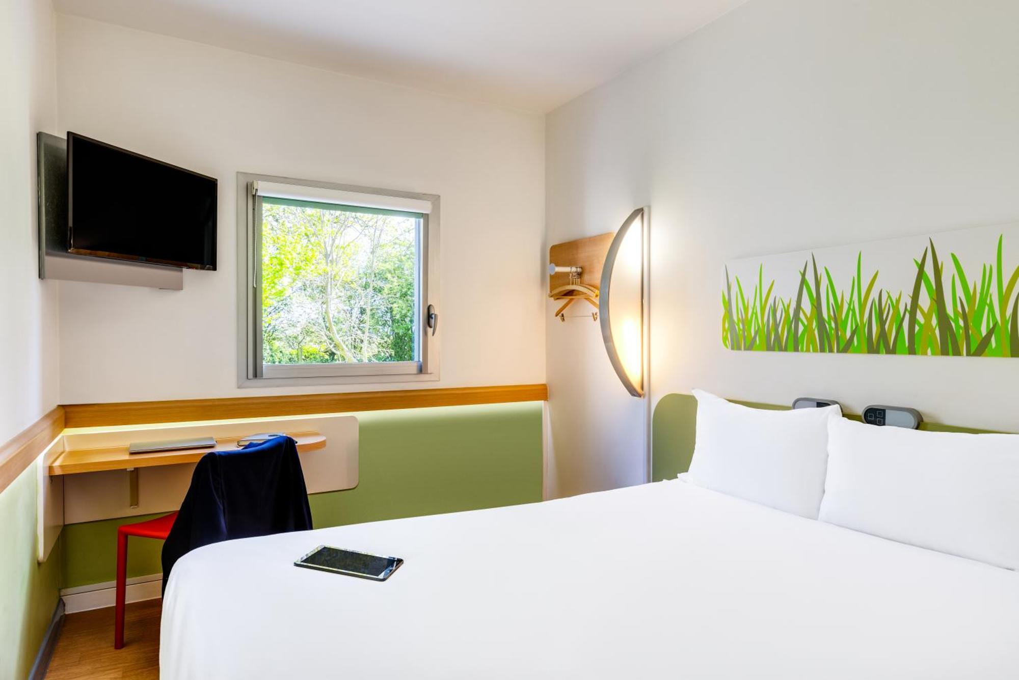 Отель Ibis Budget Derby Willington  Экстерьер фото